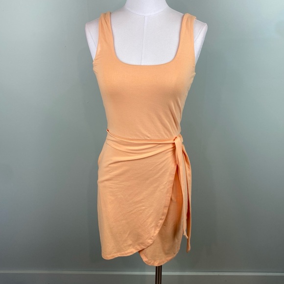 Gianni Bini Dresses & Skirts - GB Peach stretch knit wrap skirt front Mini dress size Small fits like XS/Sm